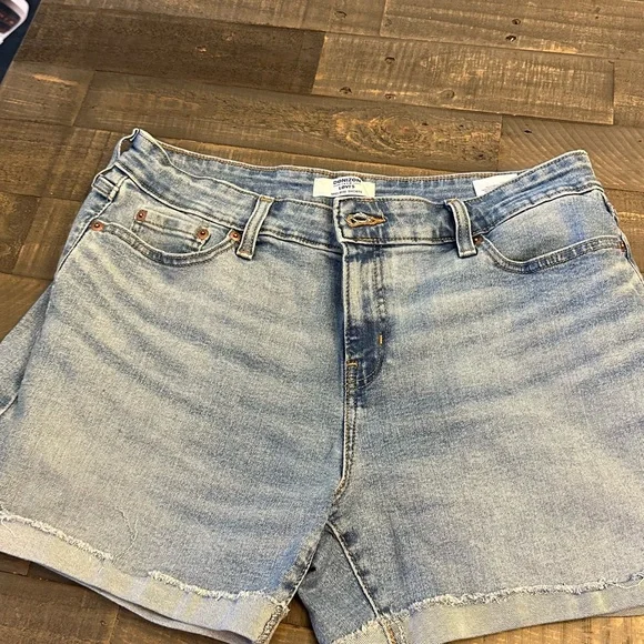 Denizen from Levi’s shorts rolled hem size 10/30 - Picture 1 of 6